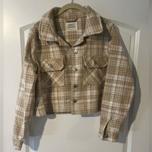 Ashley Outerwear Plaid Cropped Shacket Jacket Size Small